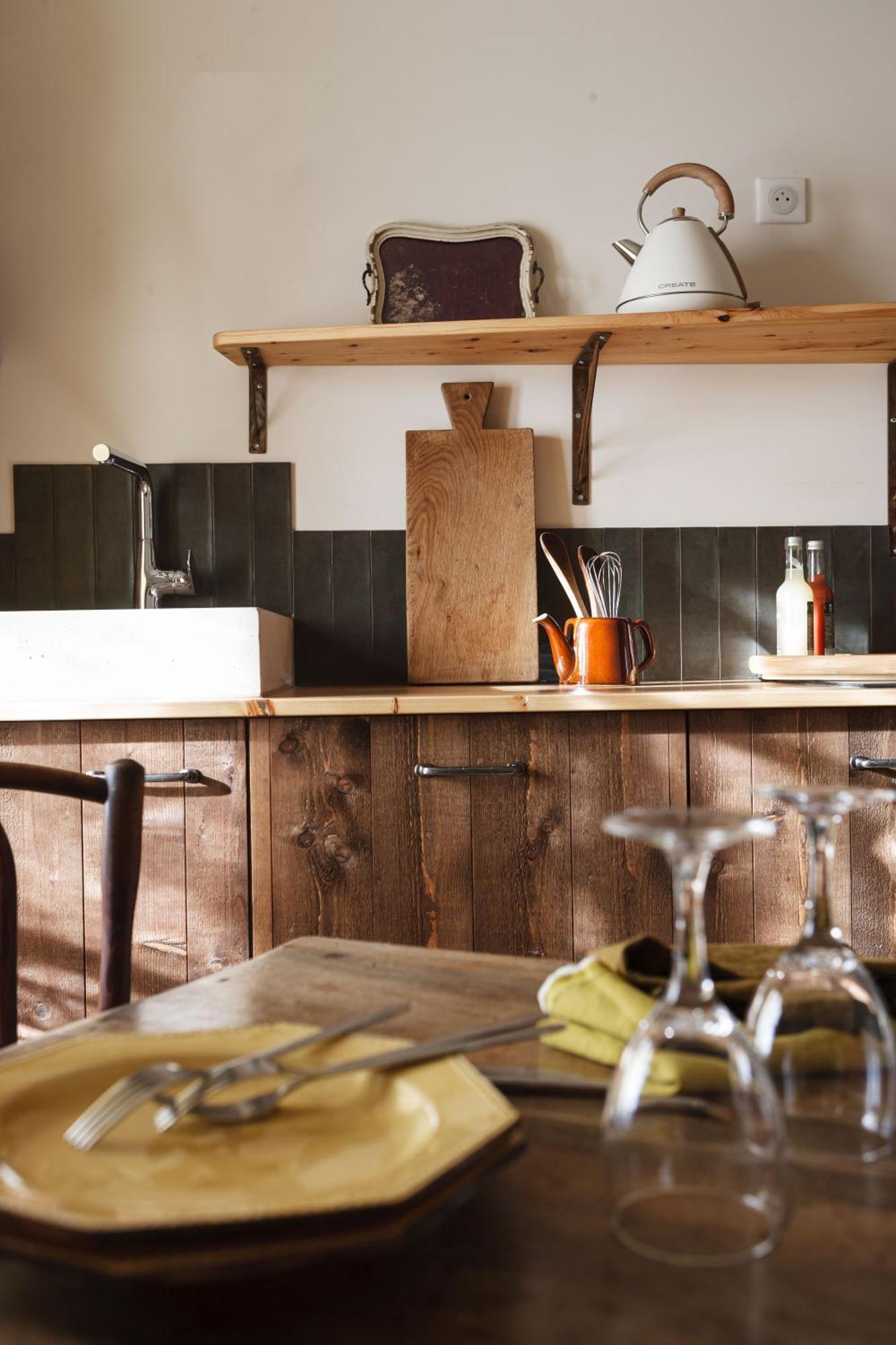 Les Appartements Du Saint Thiers, La Provence Dans Un Coin De La Drome Et L'Esprit D'Une Maison D'Hotes A Saou Extérieur photo